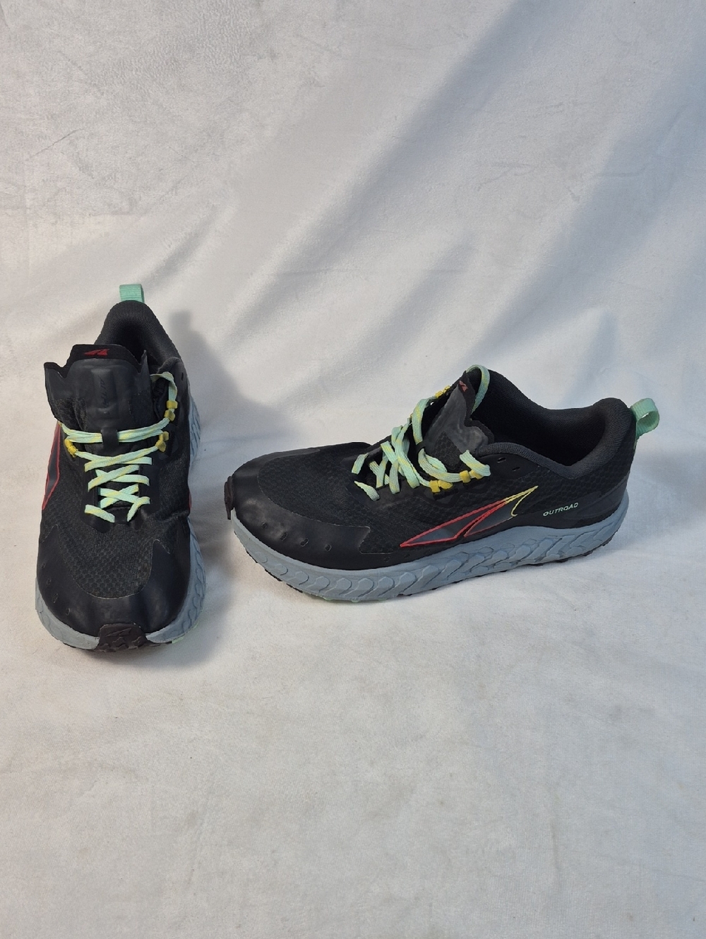 Altra Outroad Trail Running Shoes Mens Size 10.5 Black Grey (AL0A7R6N241)